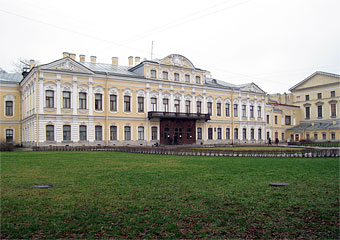 The Sheremetiev Palace from the Fontanka Embankment was home to the Sheremetiev family from 1712