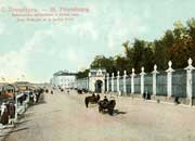 The railings of the Summer Garden as seen on French Quay