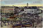 Crowds gathered around the new Alexander III monument in 1909